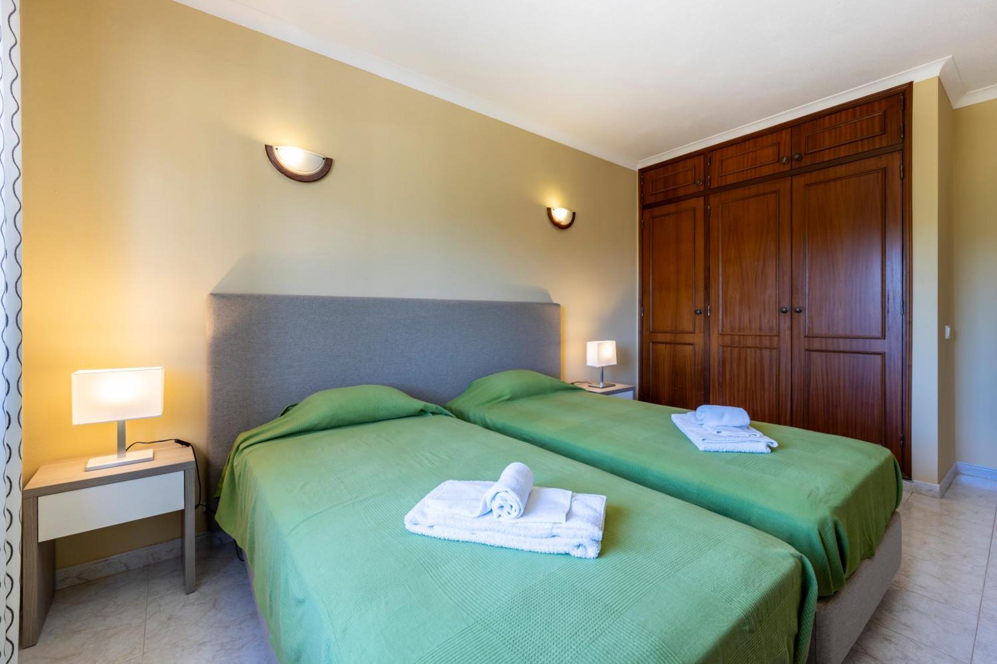Apartamento Meia Praia Lagos Luaran gambar